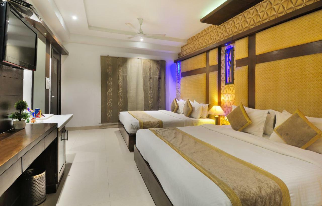 The Pearl Hotel Нью-Дели Экстерьер фото